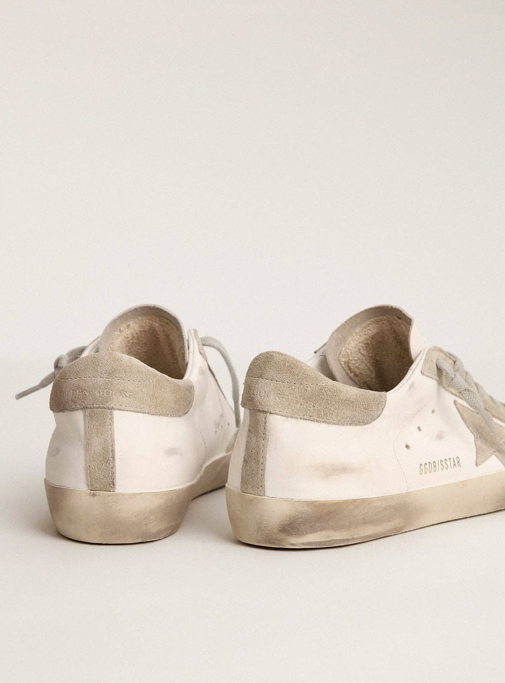 Golden Goose Men’s Super-Star with gray suede star and heel tab