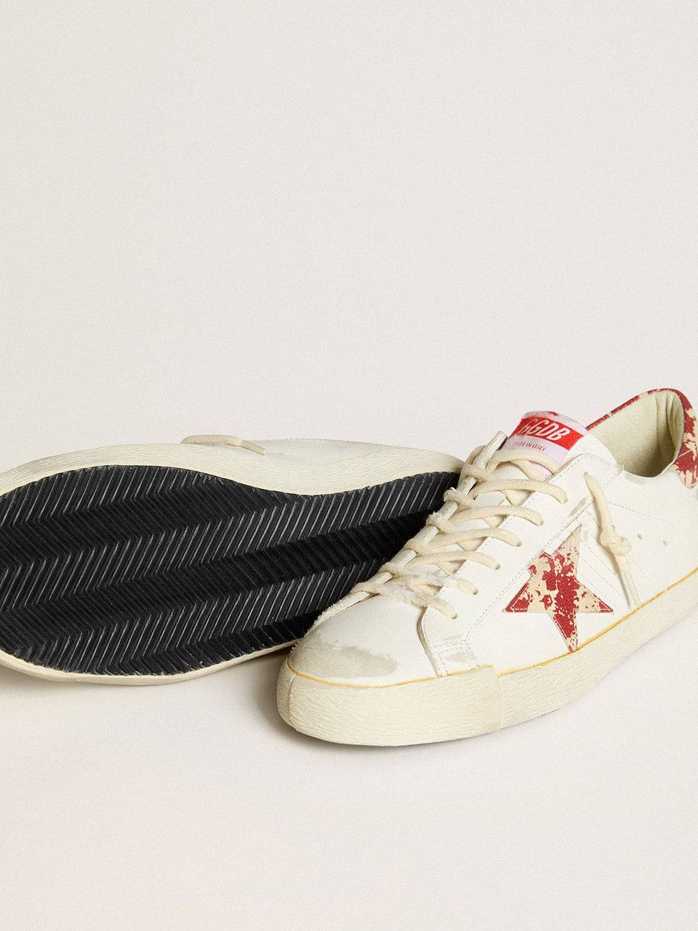 Golden Goose White Men's Super-Star LAB with rust-effect star and heel tab
