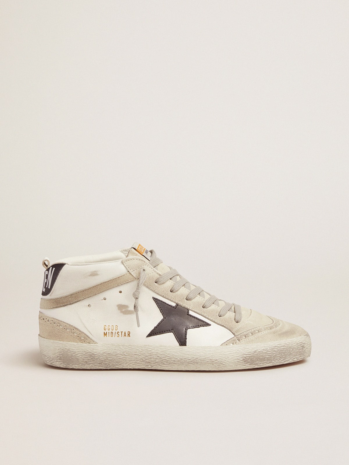 Golden Goose Men's Mid Star white with black star
