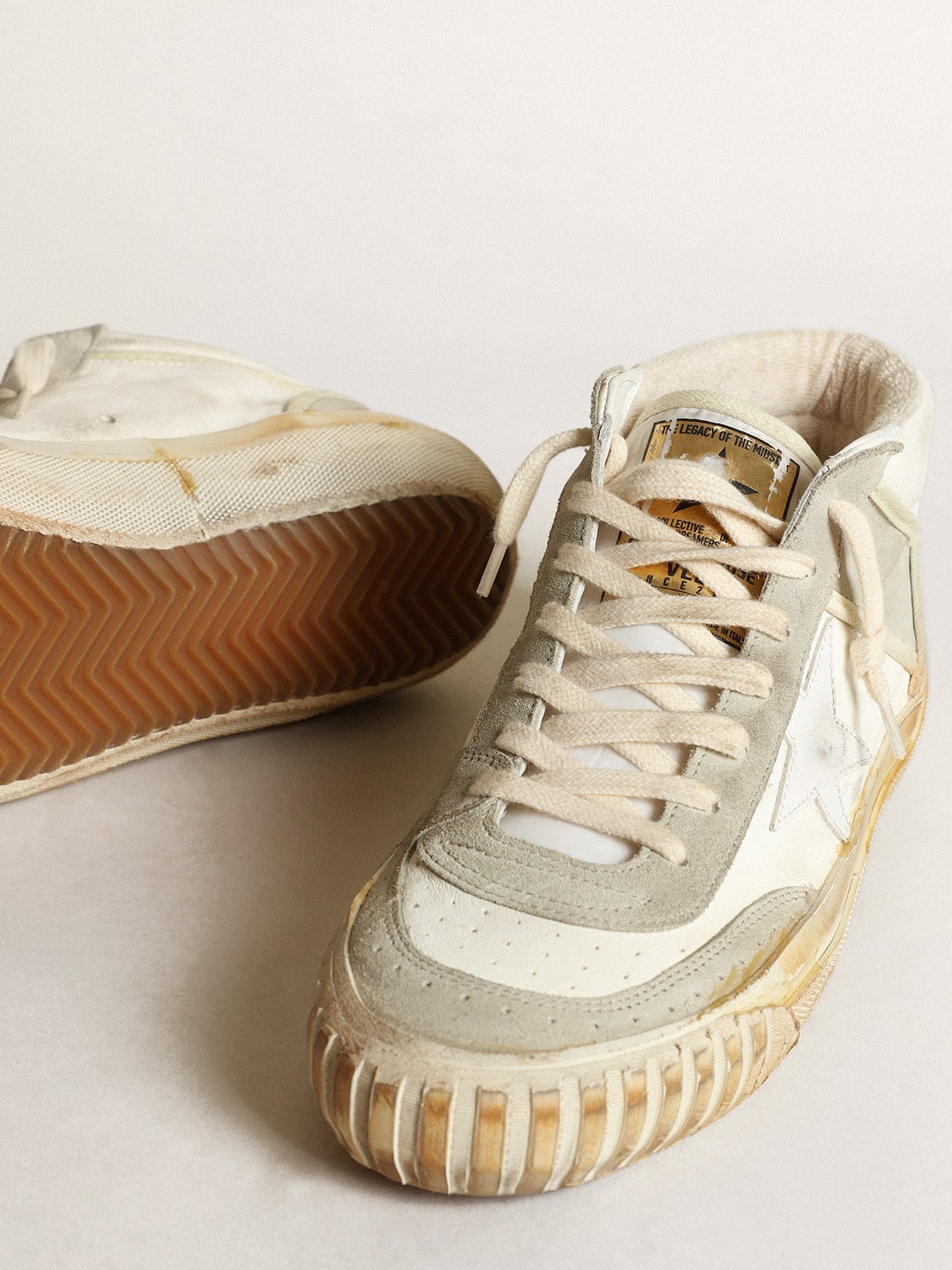 Golden Goose Men’s Mid Star with ice-gray suede inserts and white star