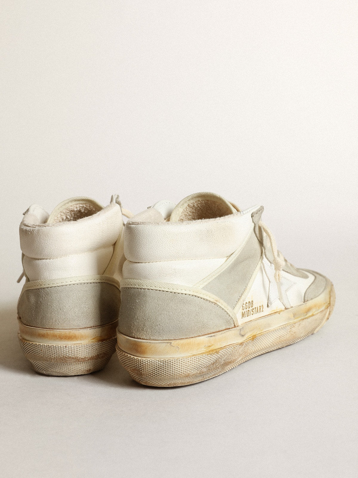 Golden Goose Men’s Mid Star with ice-gray suede inserts and white star