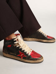 Golden Goose Men's Sky-Star in glossy black leather with red star