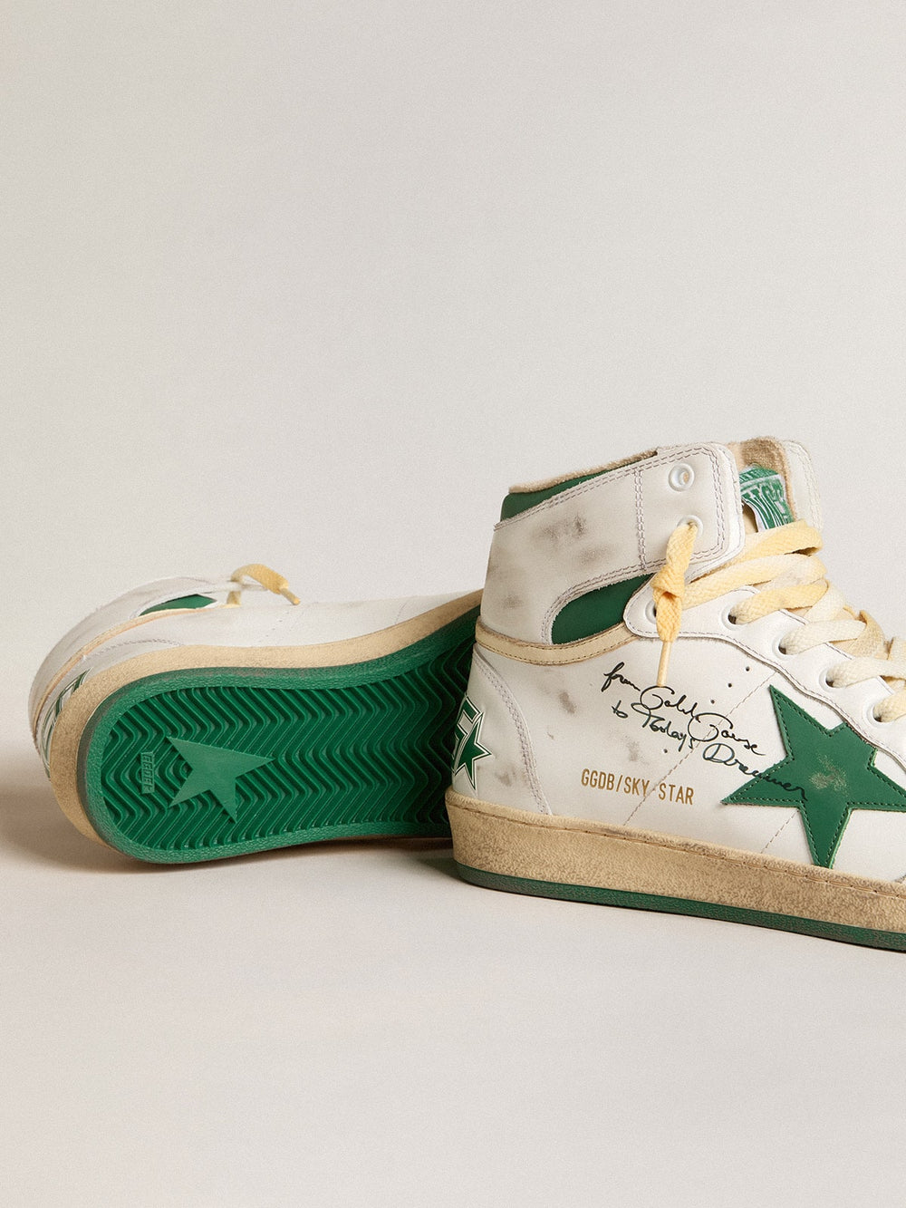Golden Goose Sky-Star in white leather with green leather star