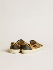 Golden Goose Men's VCE Penstar in leopard-print pony skin with black leather heel tab