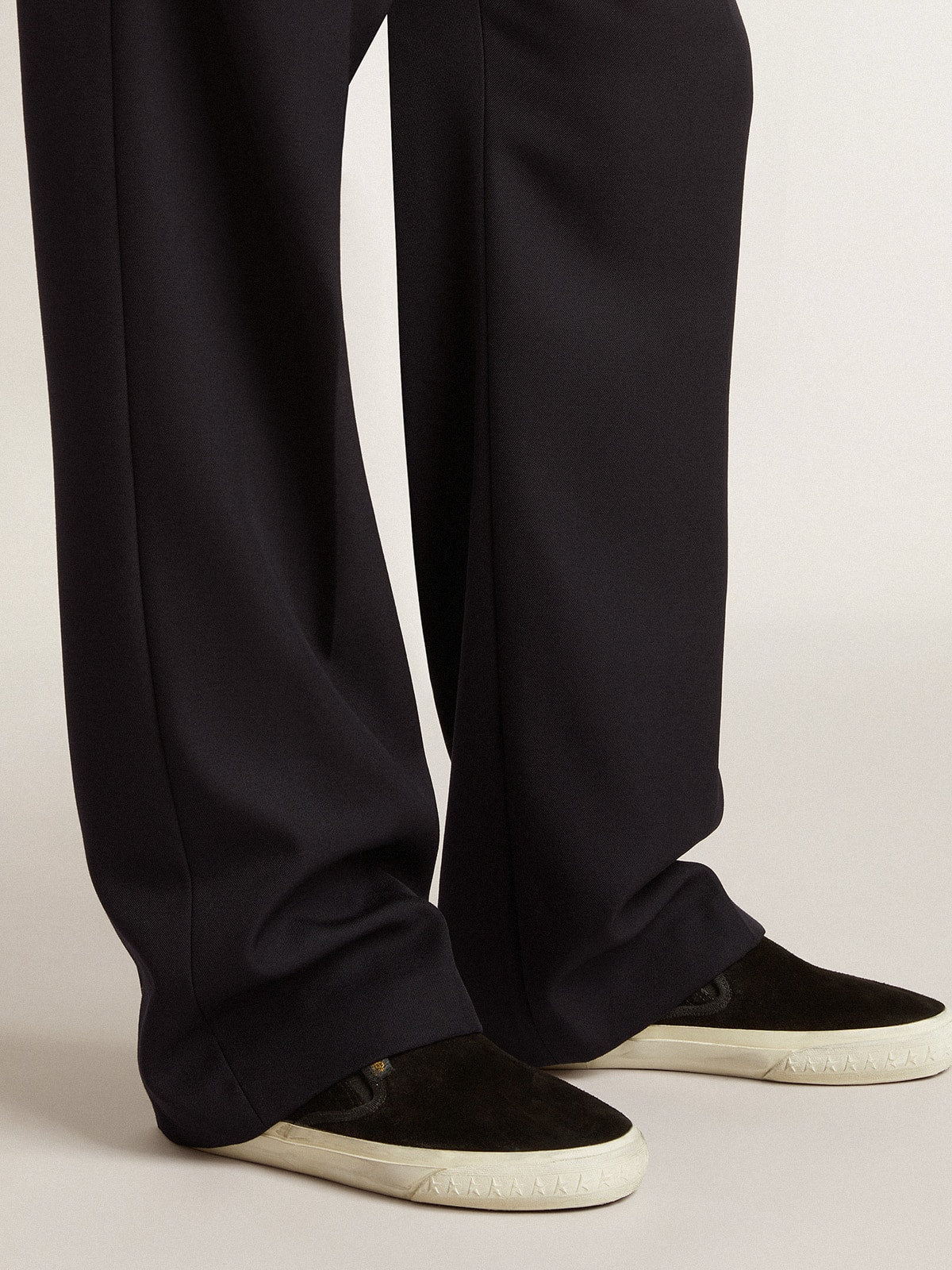 Golden Goose Men's VCE Penstar in black suede with black leather heel tab