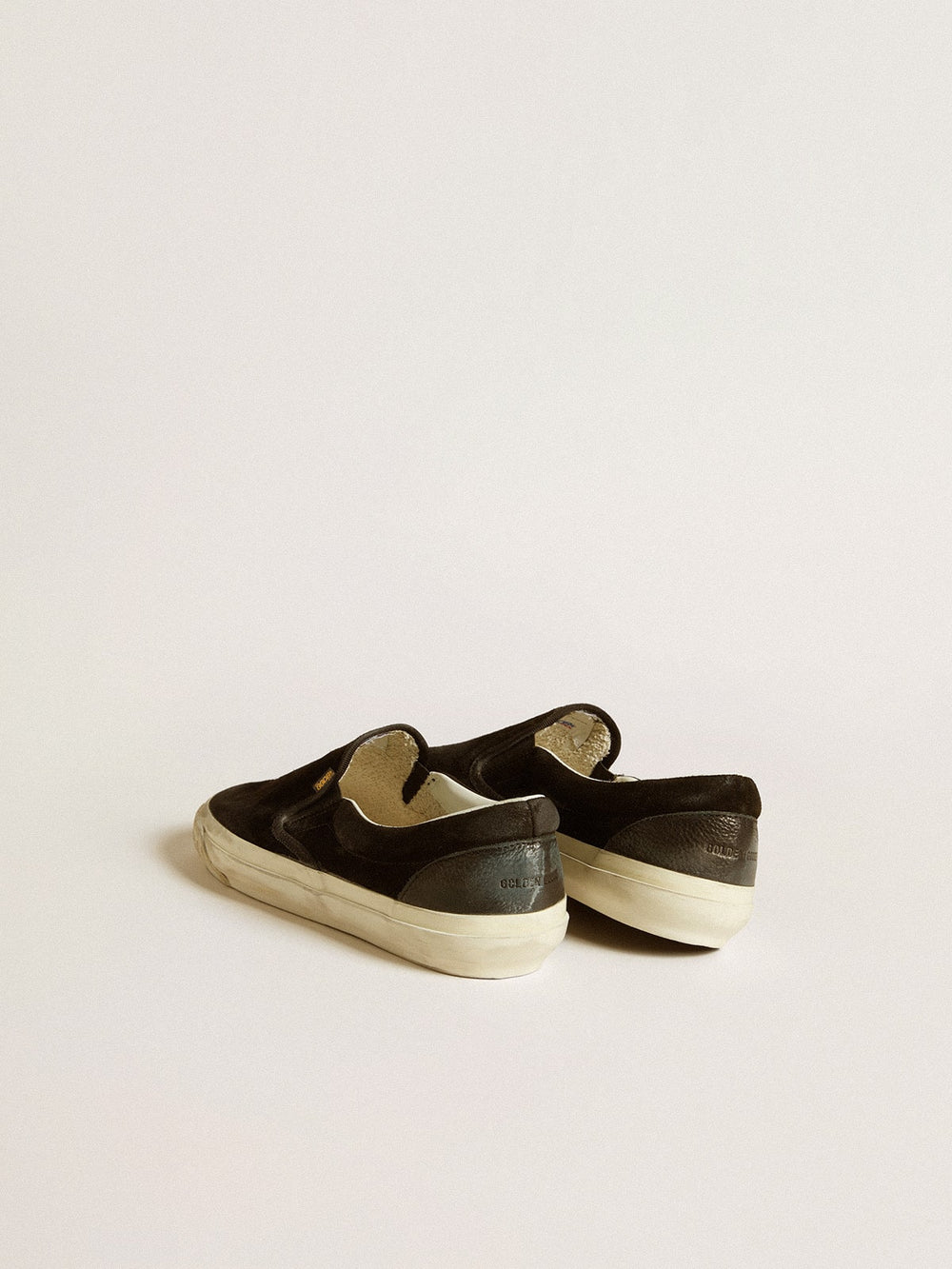 Golden Goose Men's VCE Penstar in black suede with black leather heel tab