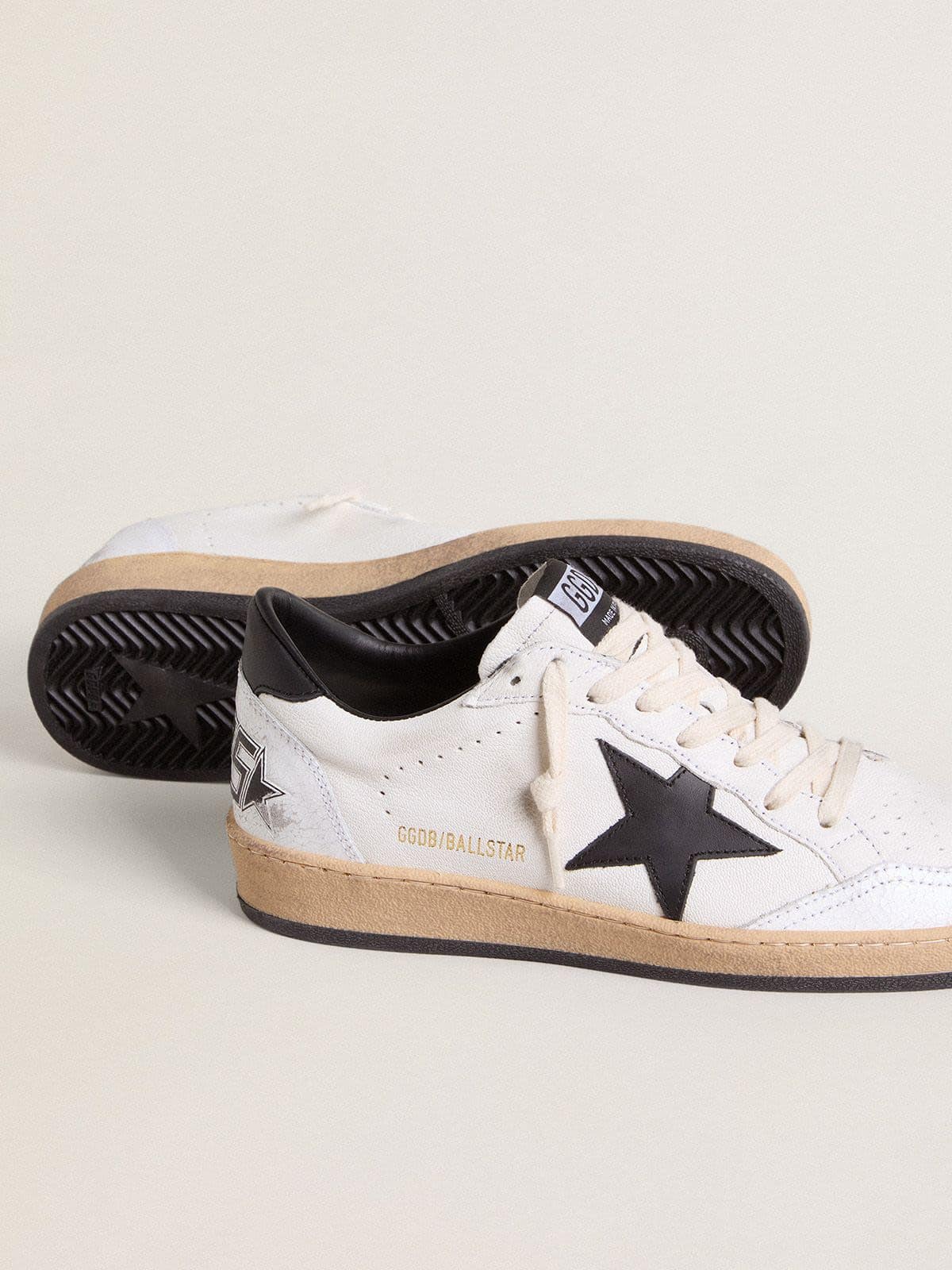 Golden Goose Men's Ball Star in white nappa with black star