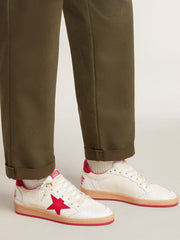 Golden Goose Men’s Ball Star Wishes in white leather with a red star and heel tab