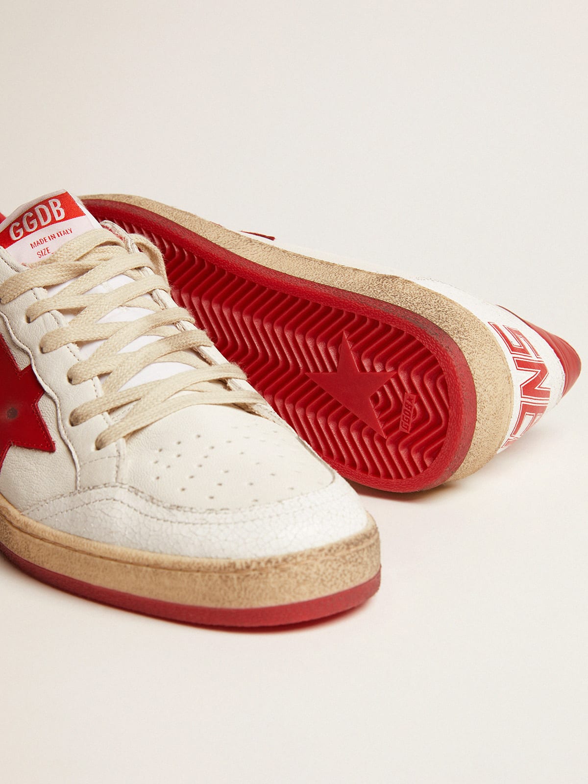 Golden Goose Men's Ball Star in white leather