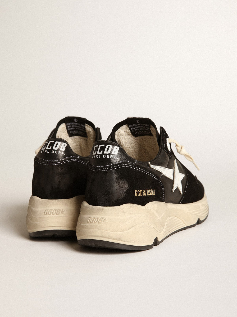 Golden Goose Men’s Running Sole in black nappa leather and suede with a white star