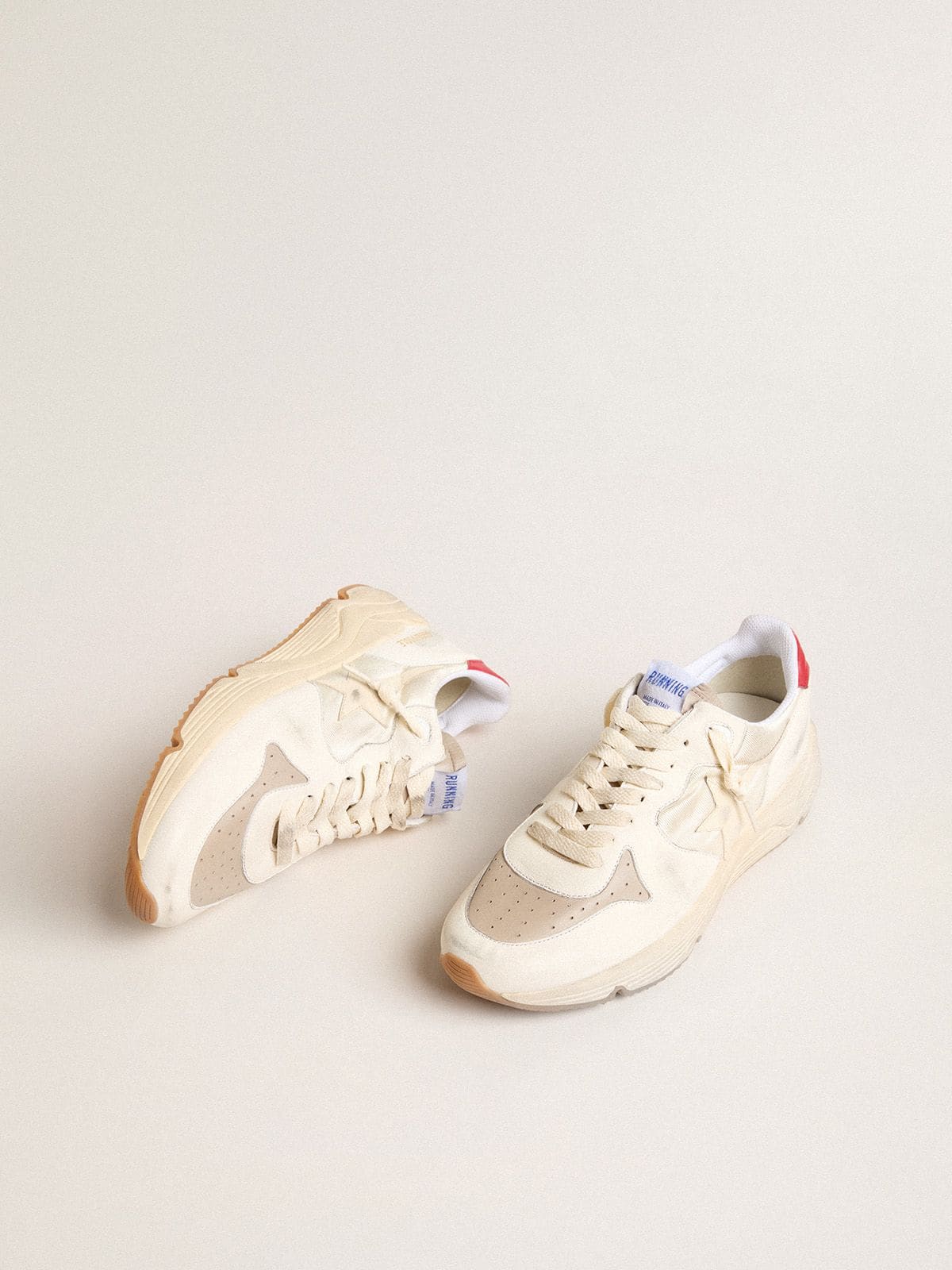 Golden Goose Men’s Running Sole in nappa leather with beige leather star and red heel tab