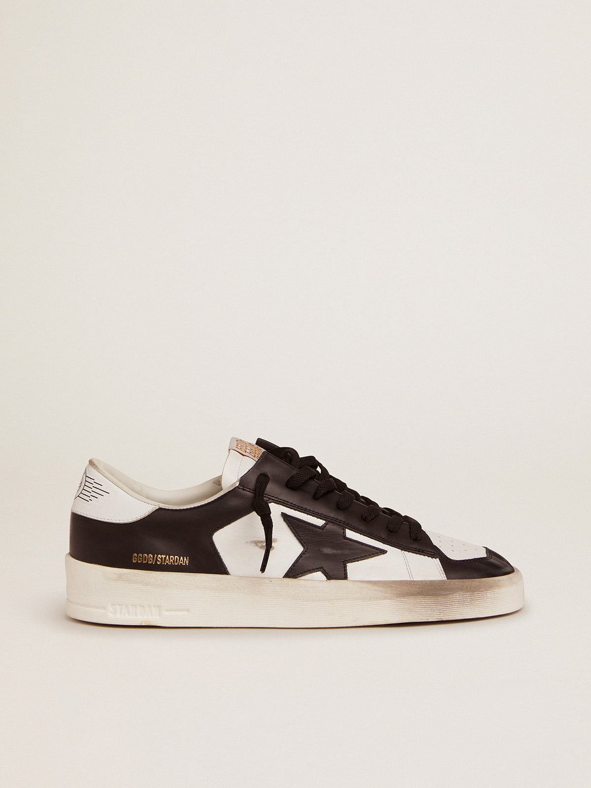 Golden Goose Men's Stardan in white and black leather