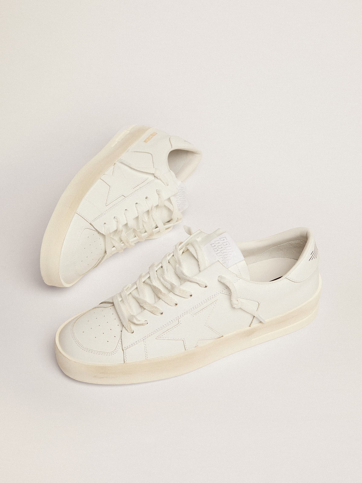 Golden Goose Men's Stardan in white leather