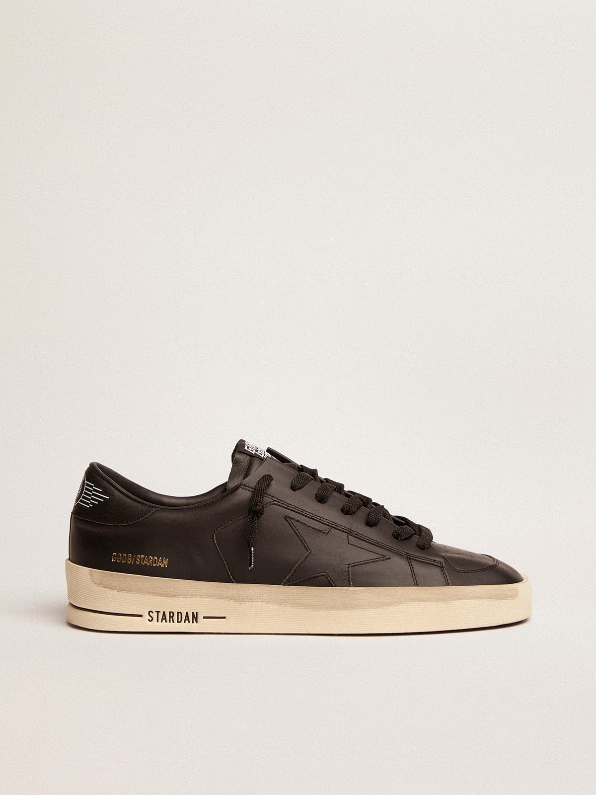 Golden Goose Men's Stardan in total black leather