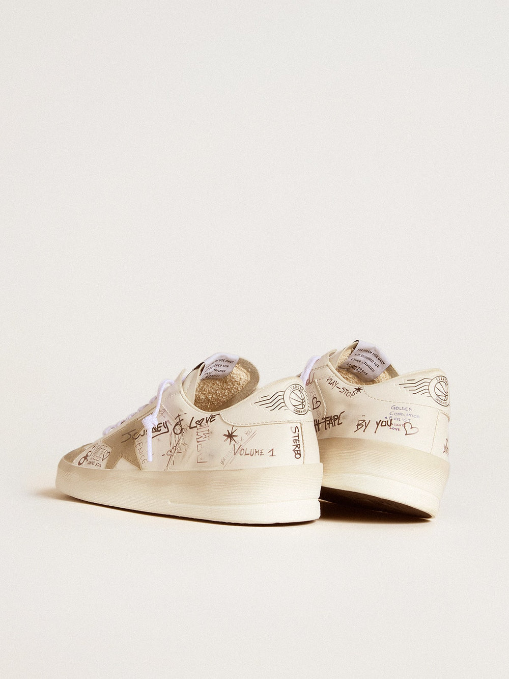 Golden Goose Stardan in leather with all-over lettering and ice-gray suede star