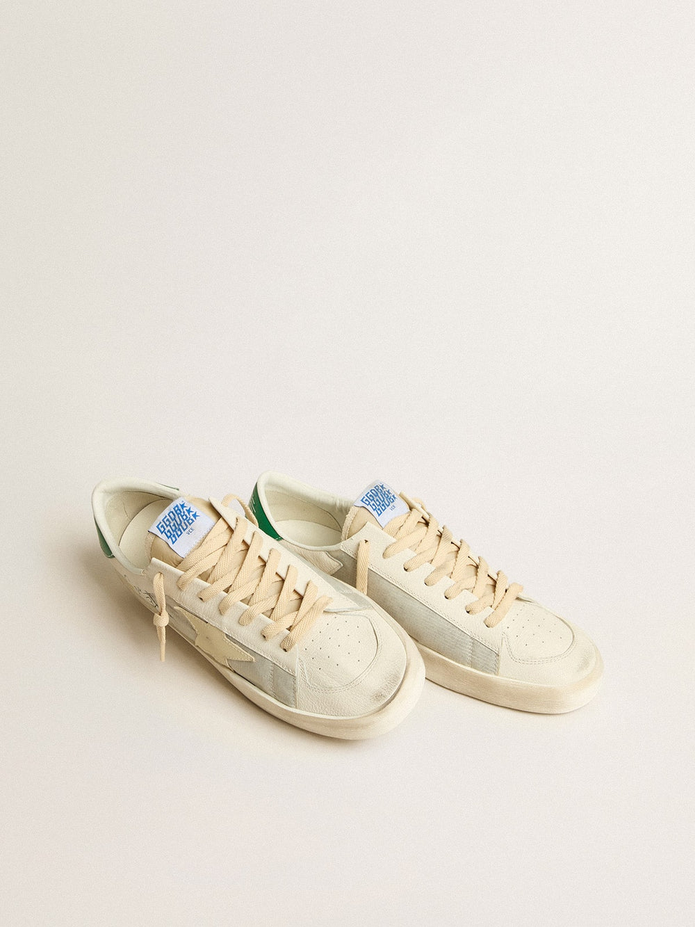 Golden Goose Stardan in white nappa leather with cream-colored leather star