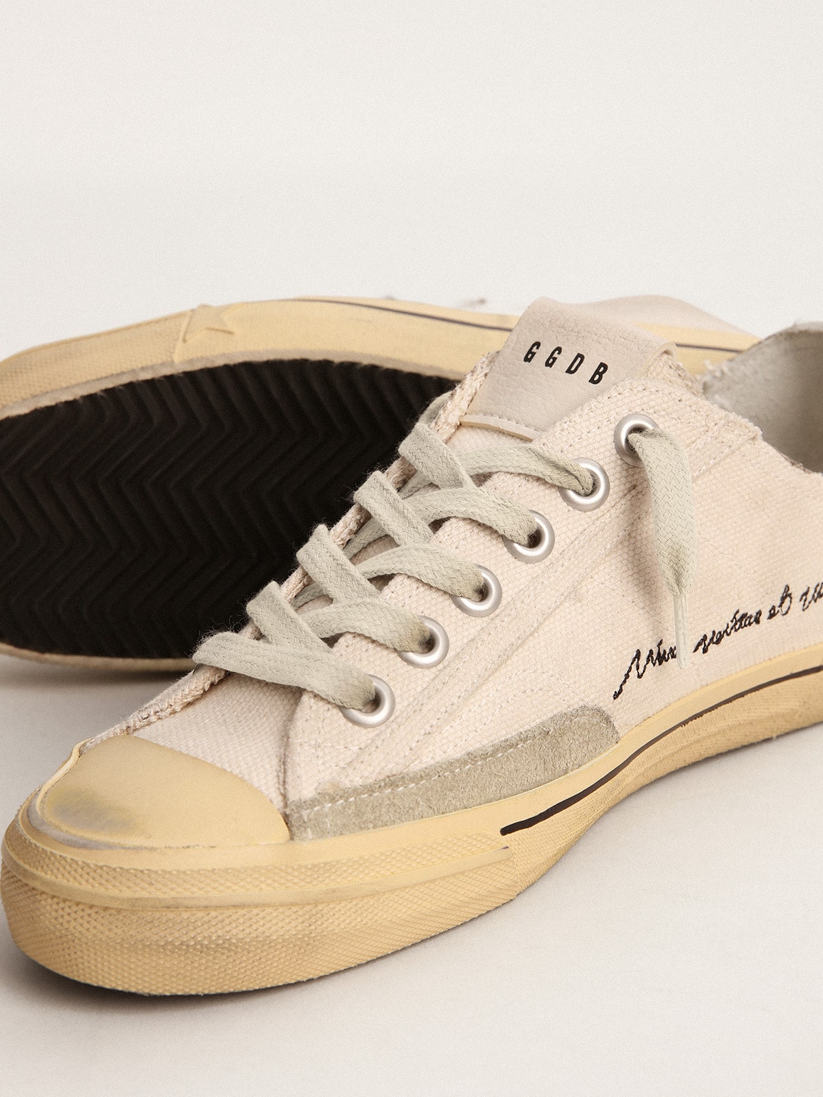 Golden Goose Men's V-Star  with black suede star and embroidered lettering