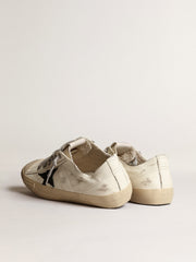 Golden Goose V-Star in nappa leather with black nubuck leather star
