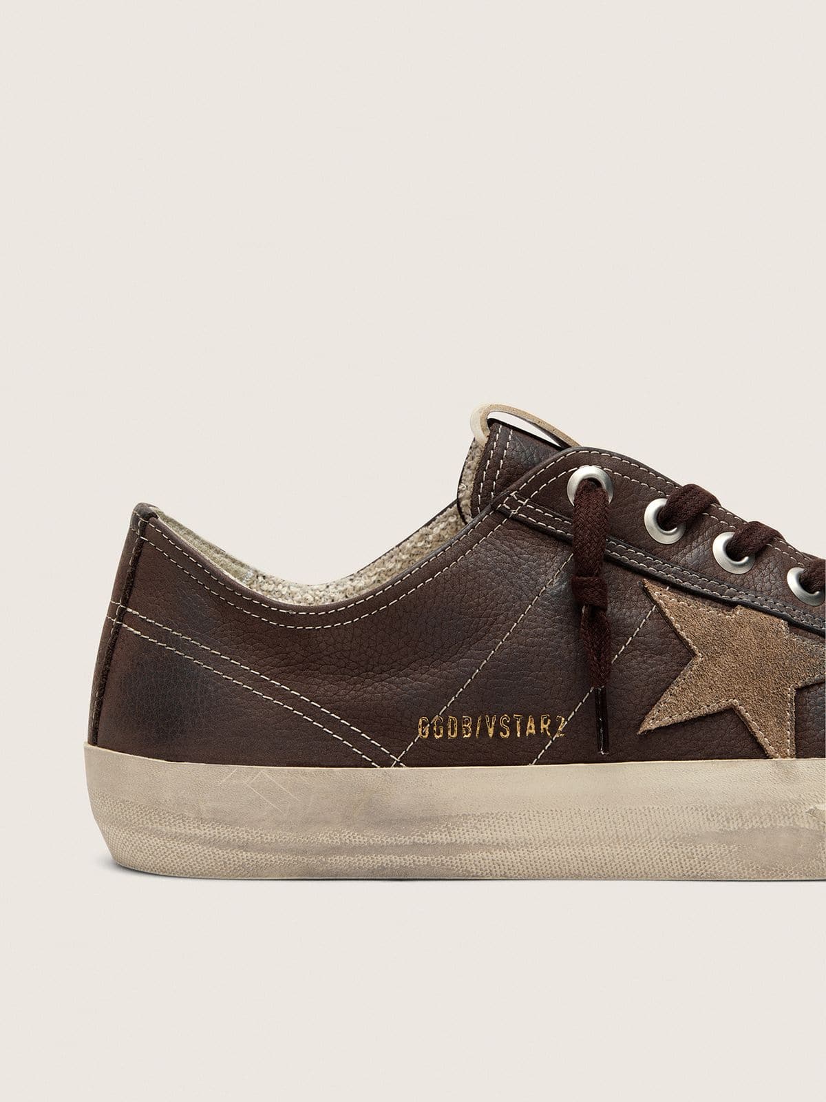 Golden Goose Men's V-Star in brown nubuck with tobacco-colored suede star