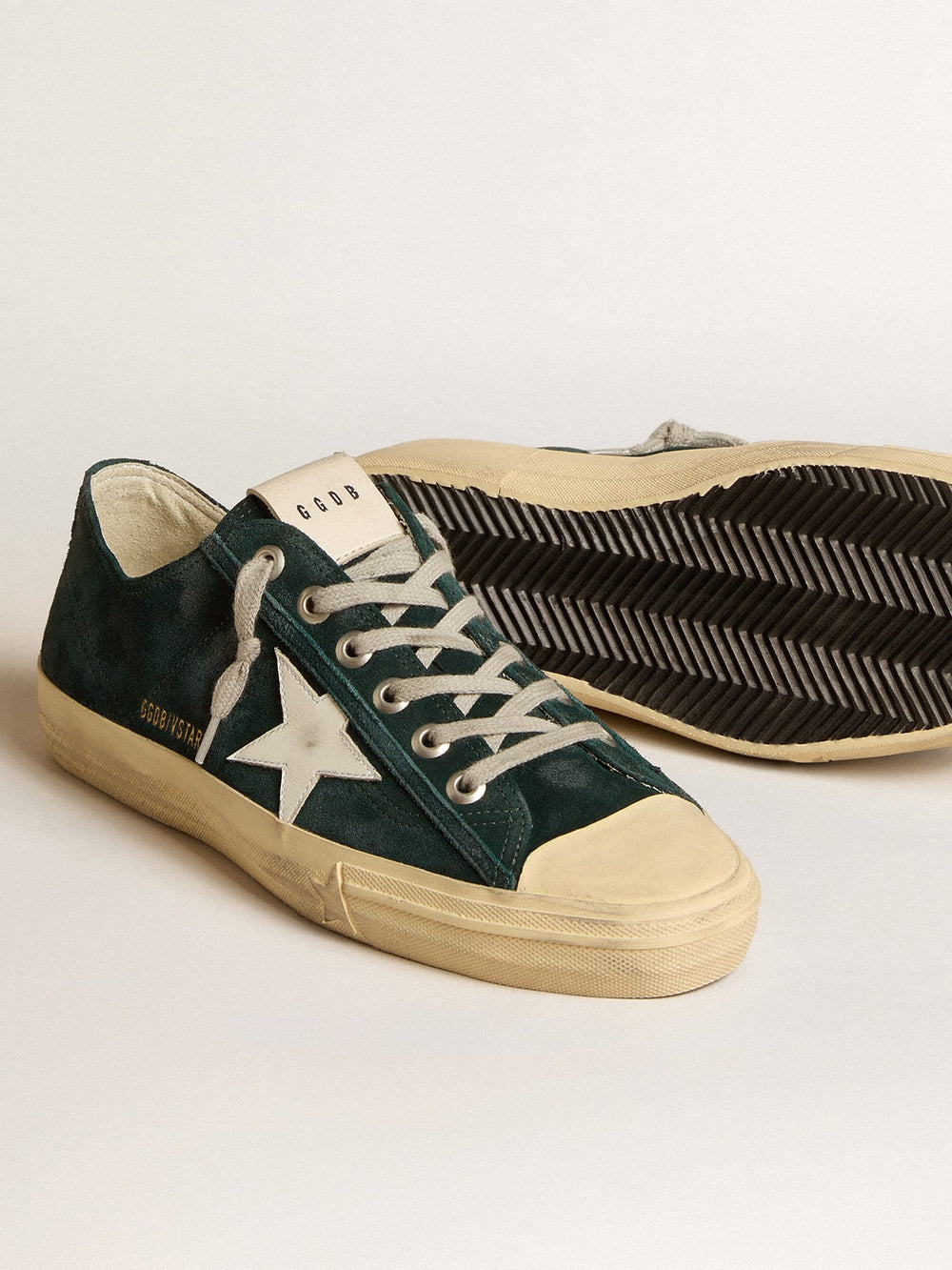 Golden Goose Men's V-Star in forest-green suede with white leather star