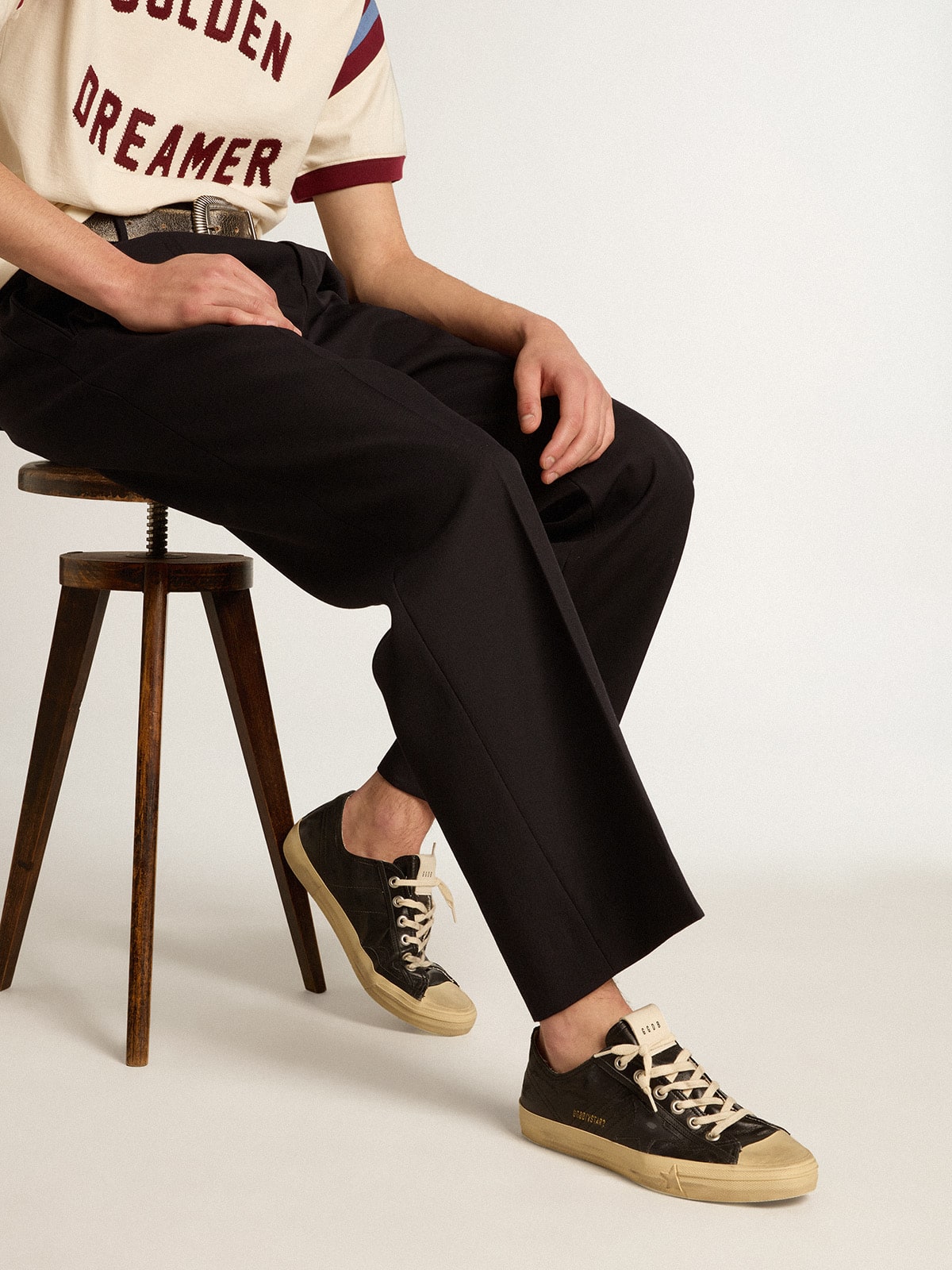 Golden Goose Men's V-Star in black nappa leather with a black leather star