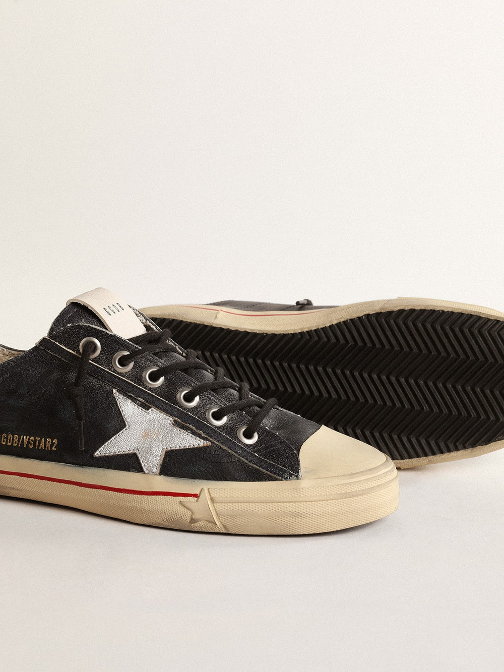 Golden Goose V-Star  in blue leather with silver metallic leather star