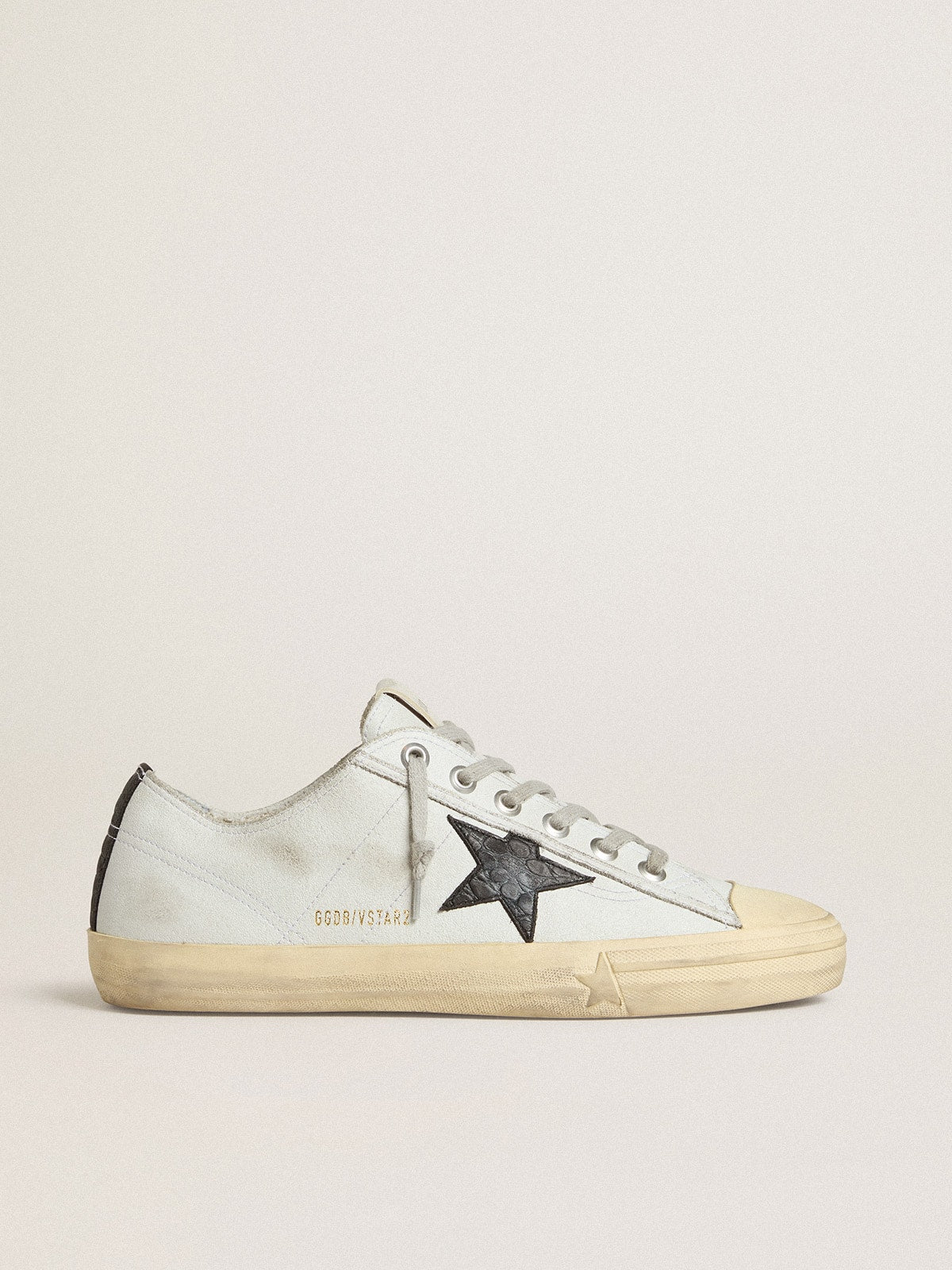 Golden Goose V-Star in leather with black crocodile-print leather star and heel tab