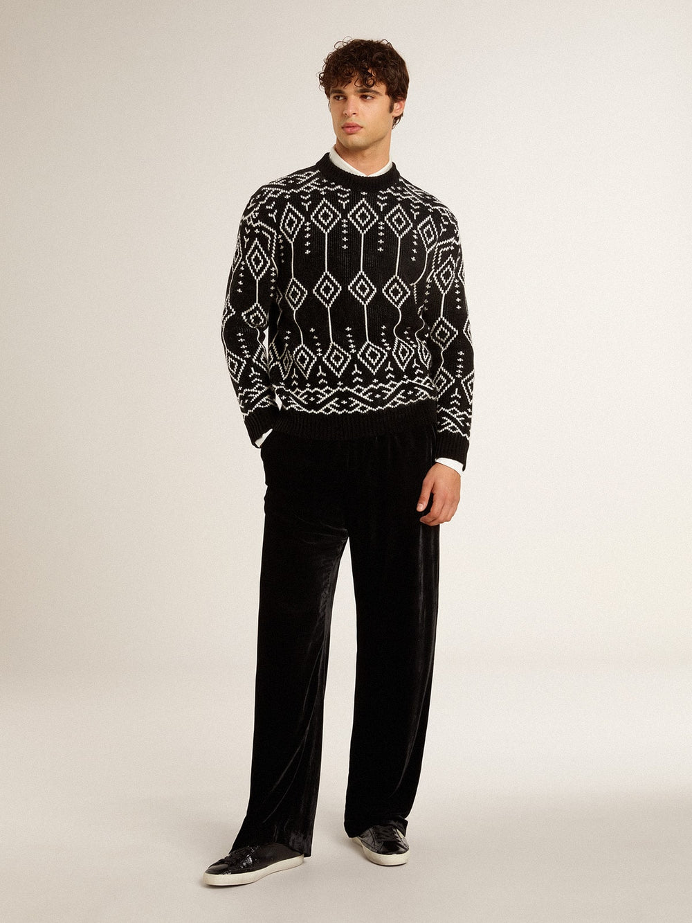 Golden Goose Men’s crew neck wool blend sweater with jacquard argyle design