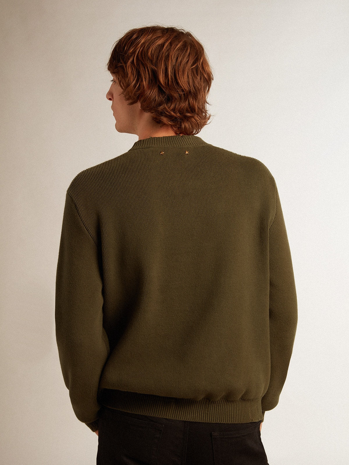 Golden Goose Men's round-neck sweater in military green cotton