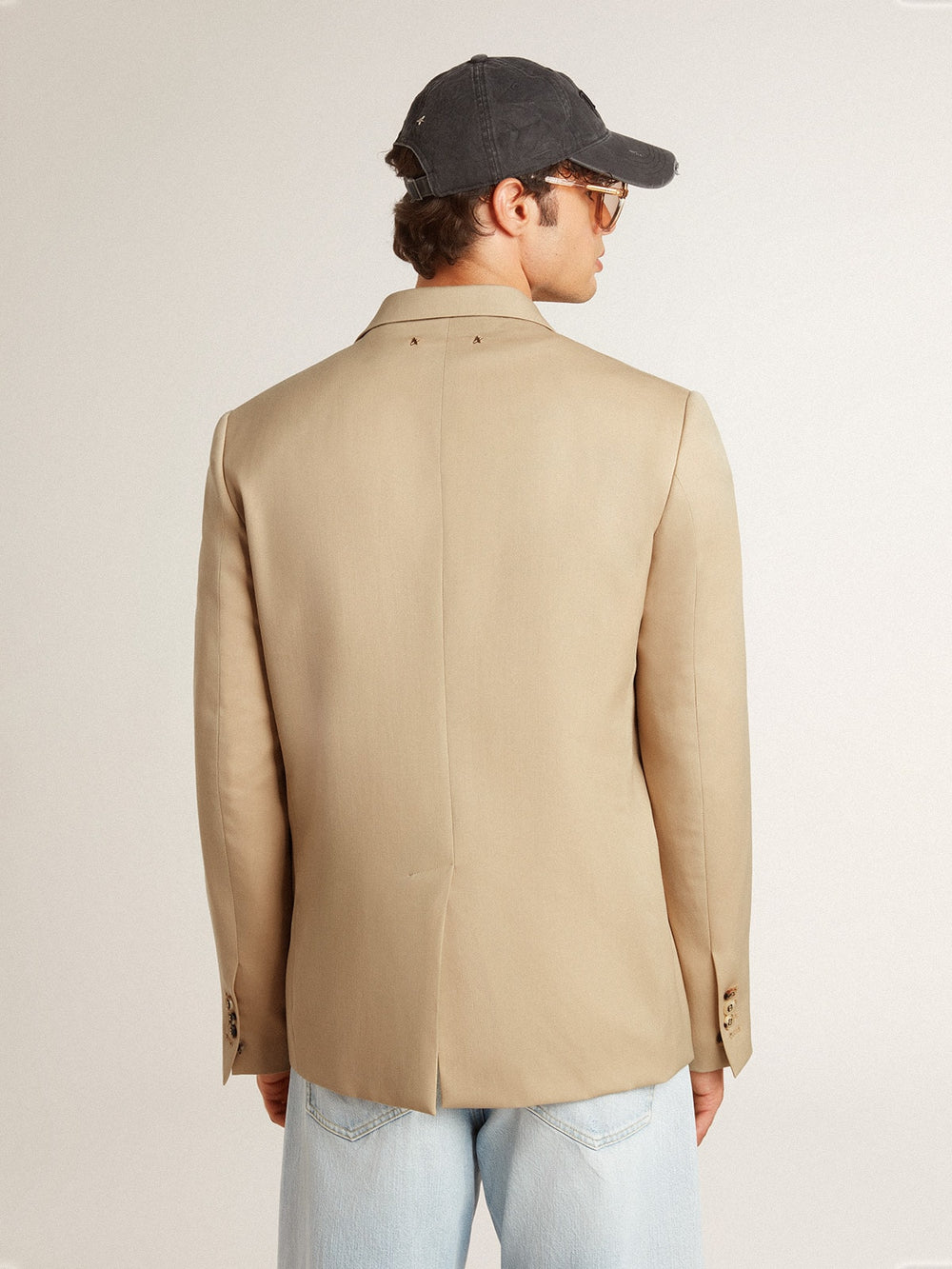 Golden Goose Single-breasted blazer in sand with horn buttons