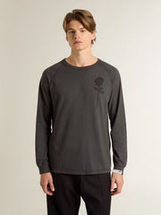 Golden Goose Men's T-shirt in anthracite-colored cotton with print on the chest