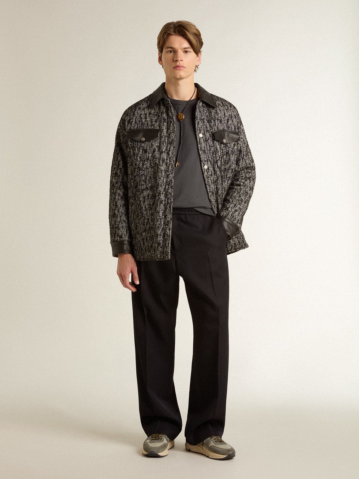 Golden Goose Men's T-shirt in anthracite-colored cotton with print on the chest