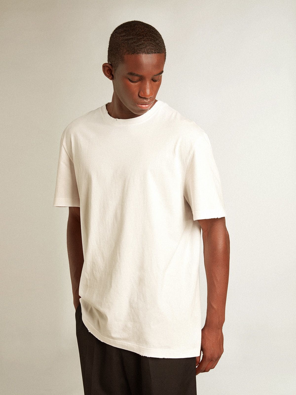 Golden Goose Men's white T-shirt with distressed treatment