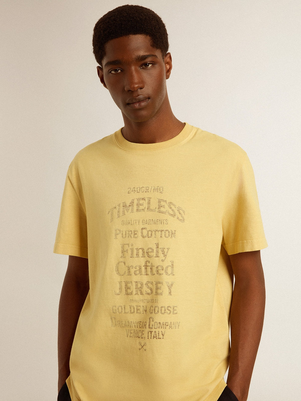 Golden Goose Men's cotton T-shirt in pale yellow with faded lettering