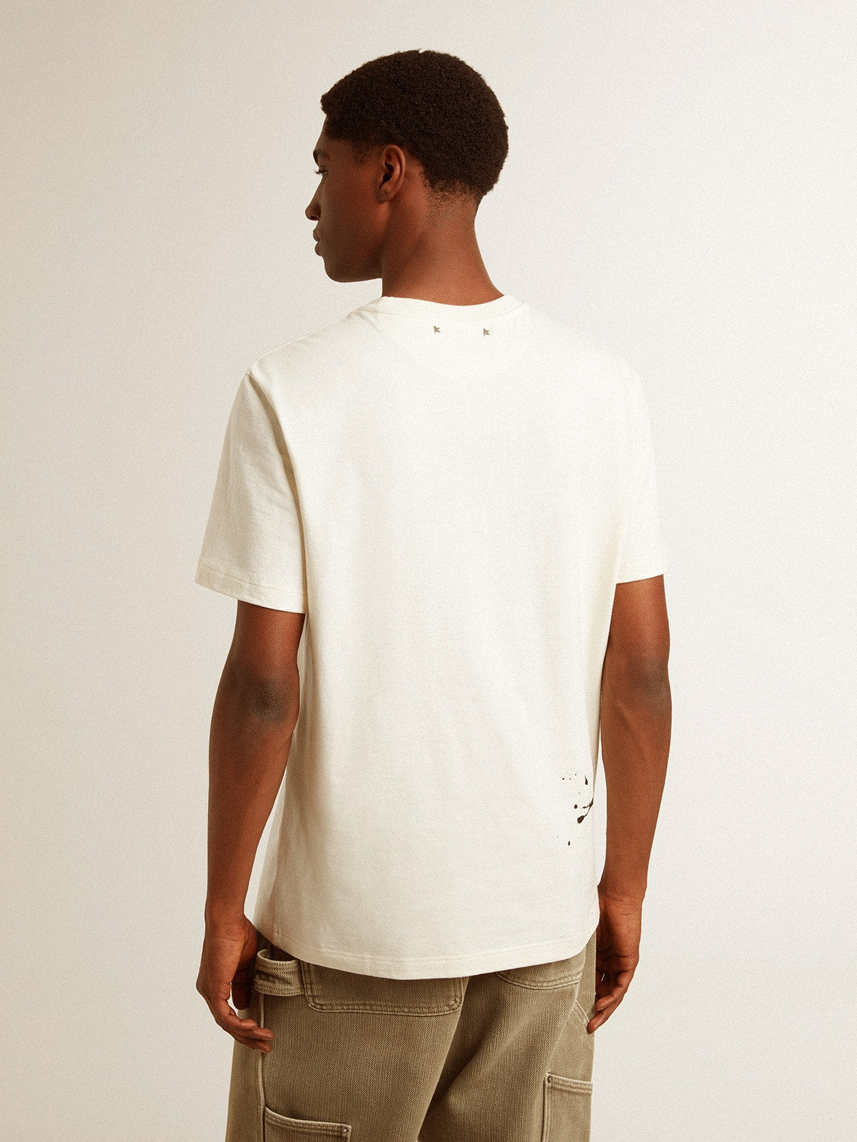 Golden Goose Men's T-shirt in aged white cotton with print and embroidery