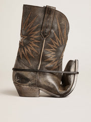 Golden Goose Men's low Wish Star boots in black leather with silver star