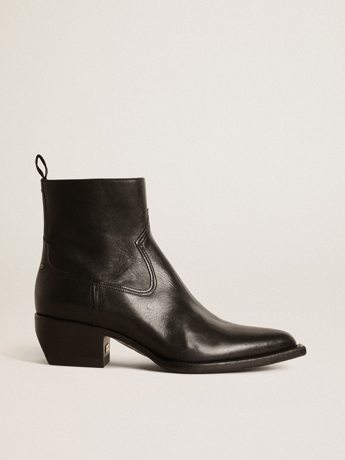 Golden Goose Men’s low Debbie boots in black leather