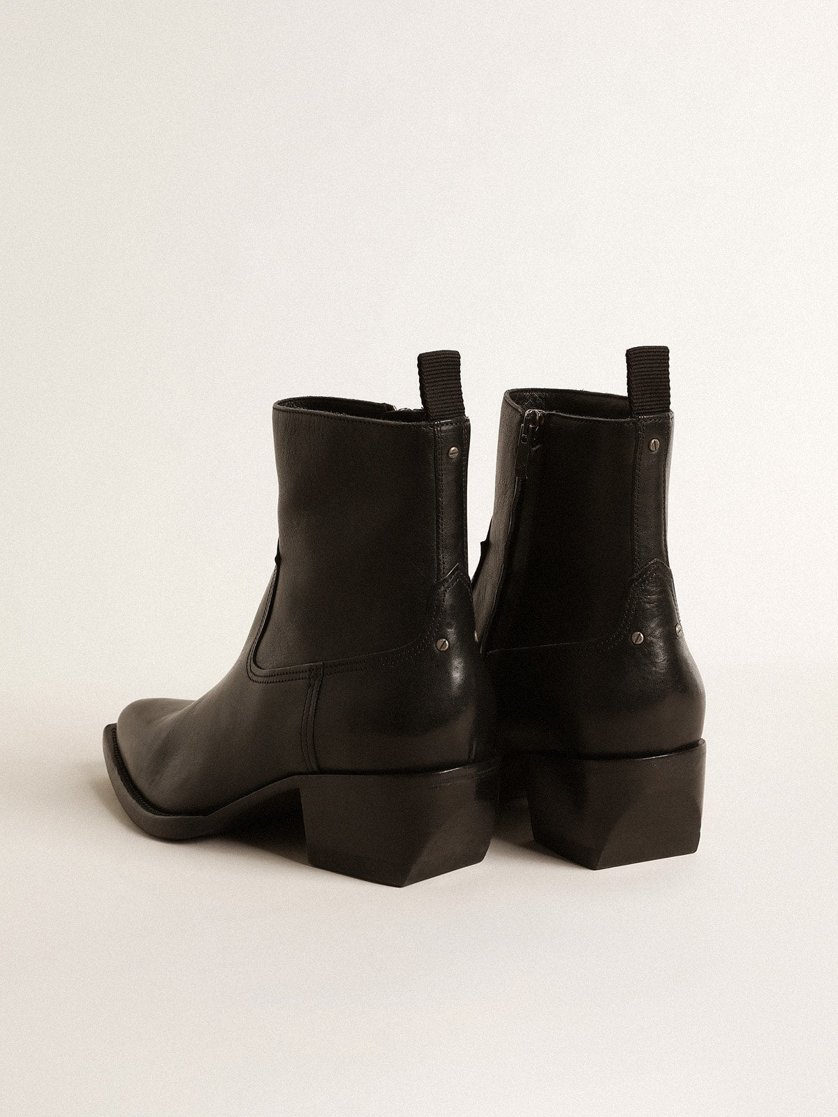 Golden Goose Men’s low Debbie boots in black leather