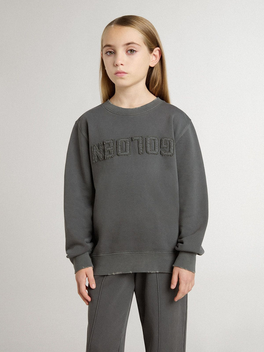 Golden Goose Kids’ gray sweatshirt with raised logo