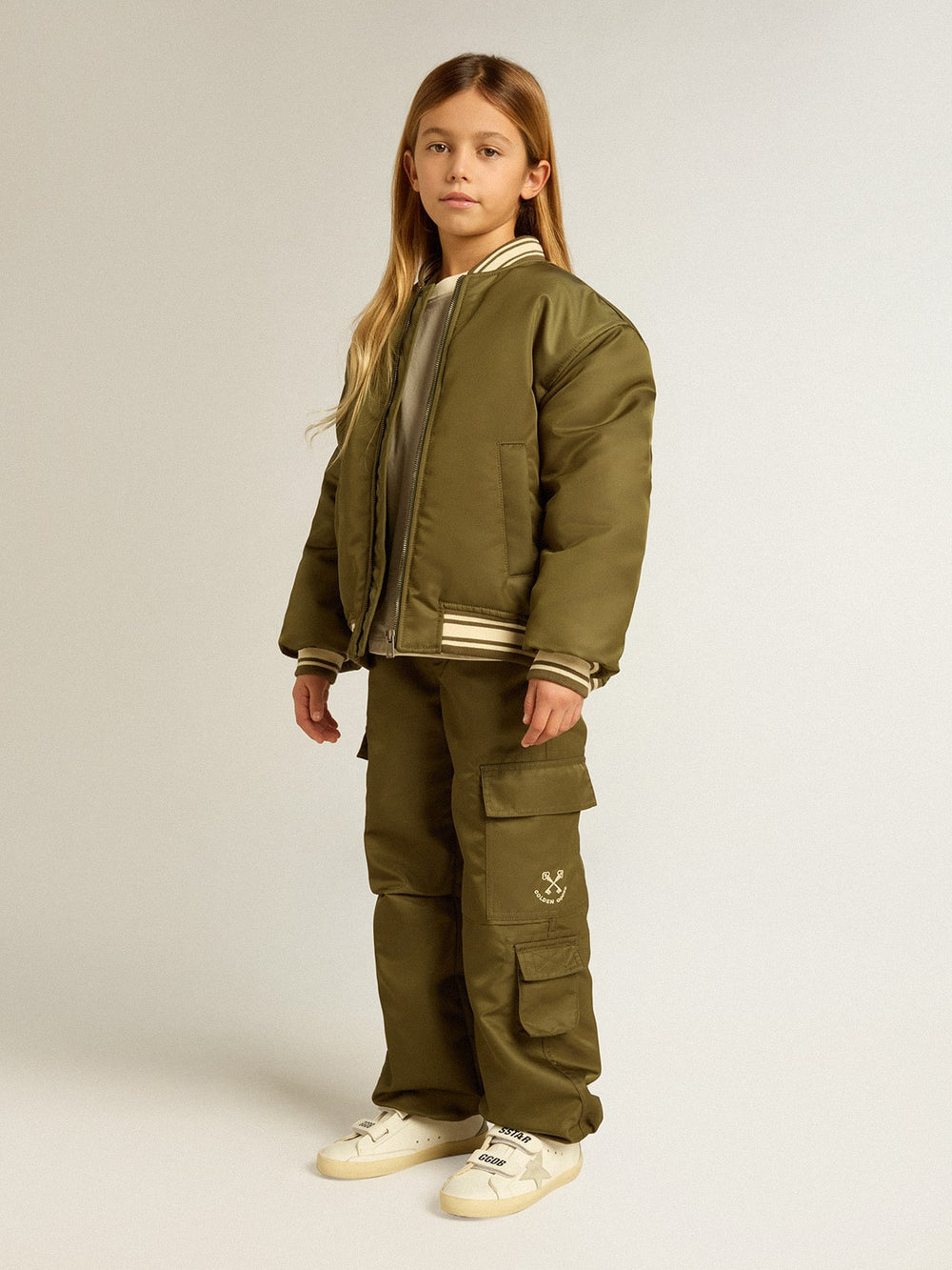 Golden Goose Kids cargo pants in military green