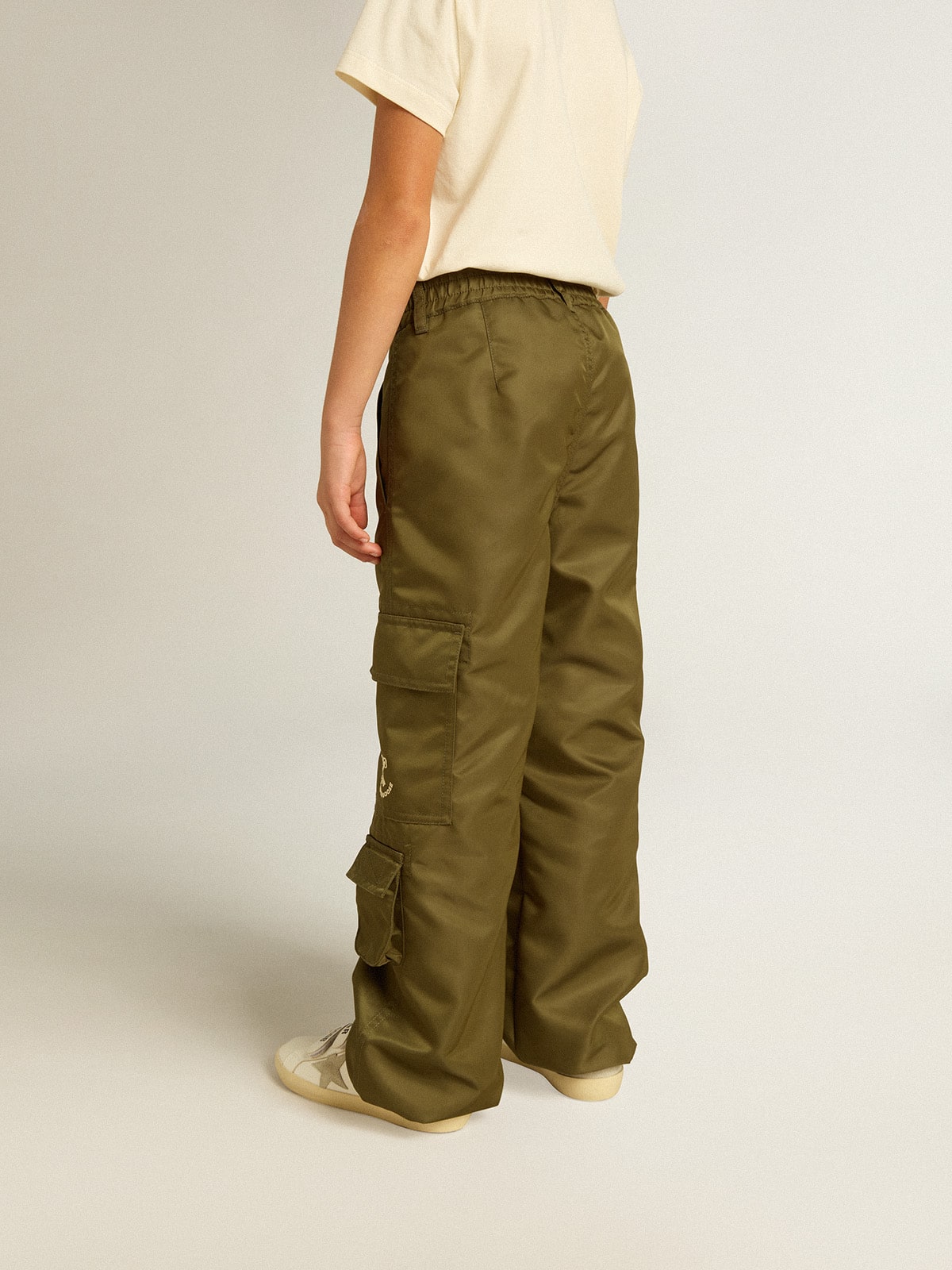 Golden Goose Kids cargo pants in military green