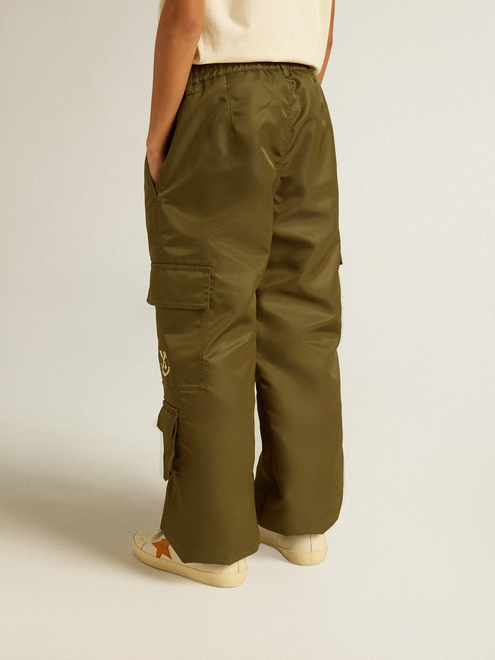 Golden Goose Kids cargo pants in military green