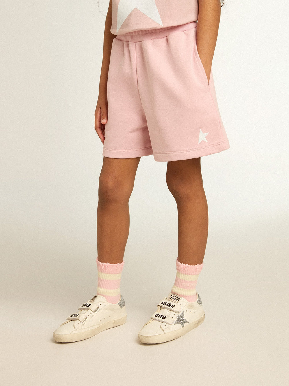 Golden Goose Girls’ shorts in pink with white star