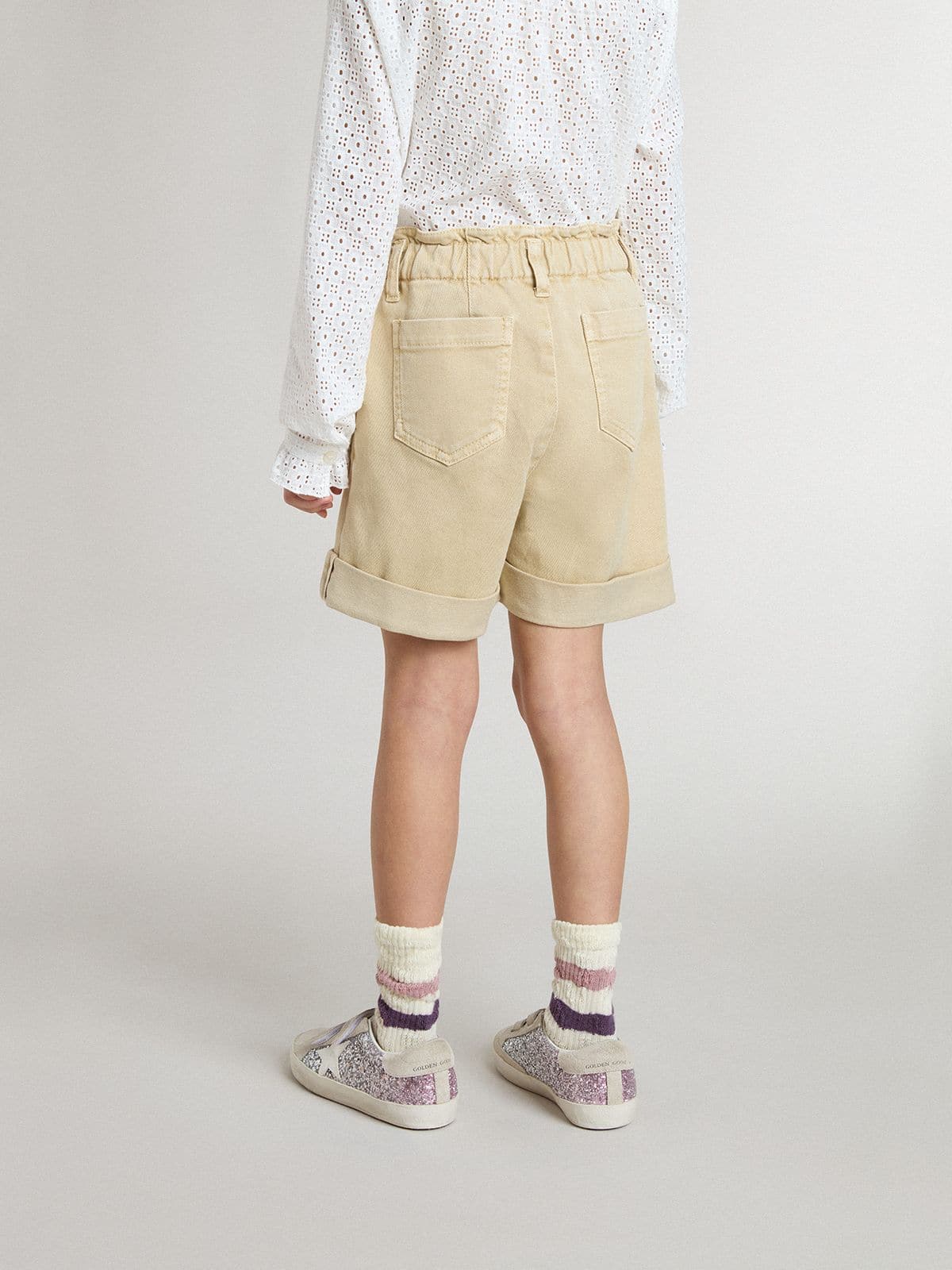 Golden Goose Girls' sand-colored shorts with embroidered logo