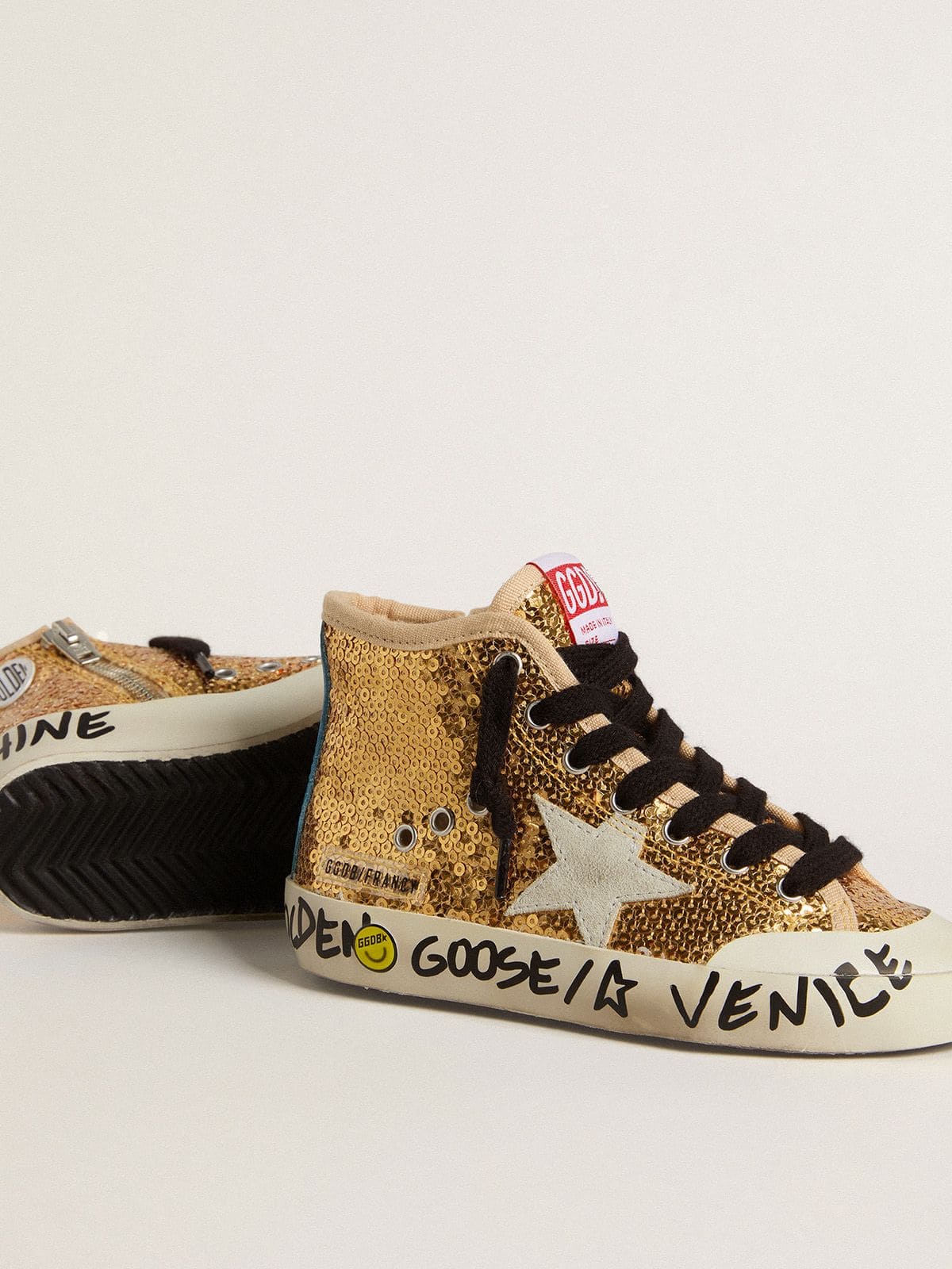 Golden Goose Junior Francy Penstar in gold sequins with ice-gray suede star