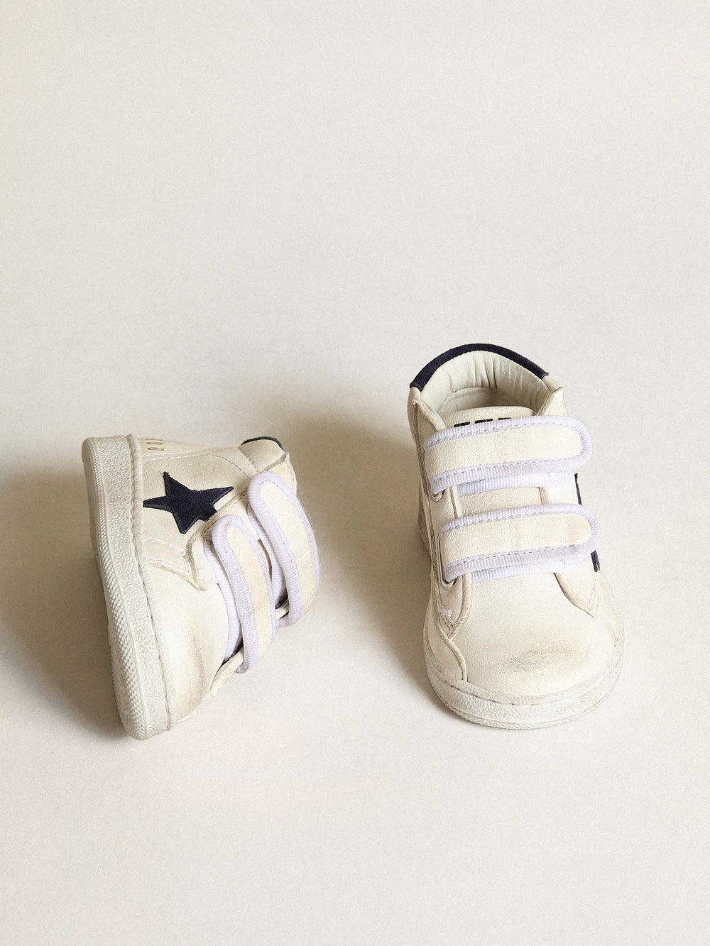 Golden Goose June Junior in nappa with dark blue suede star and heel tab