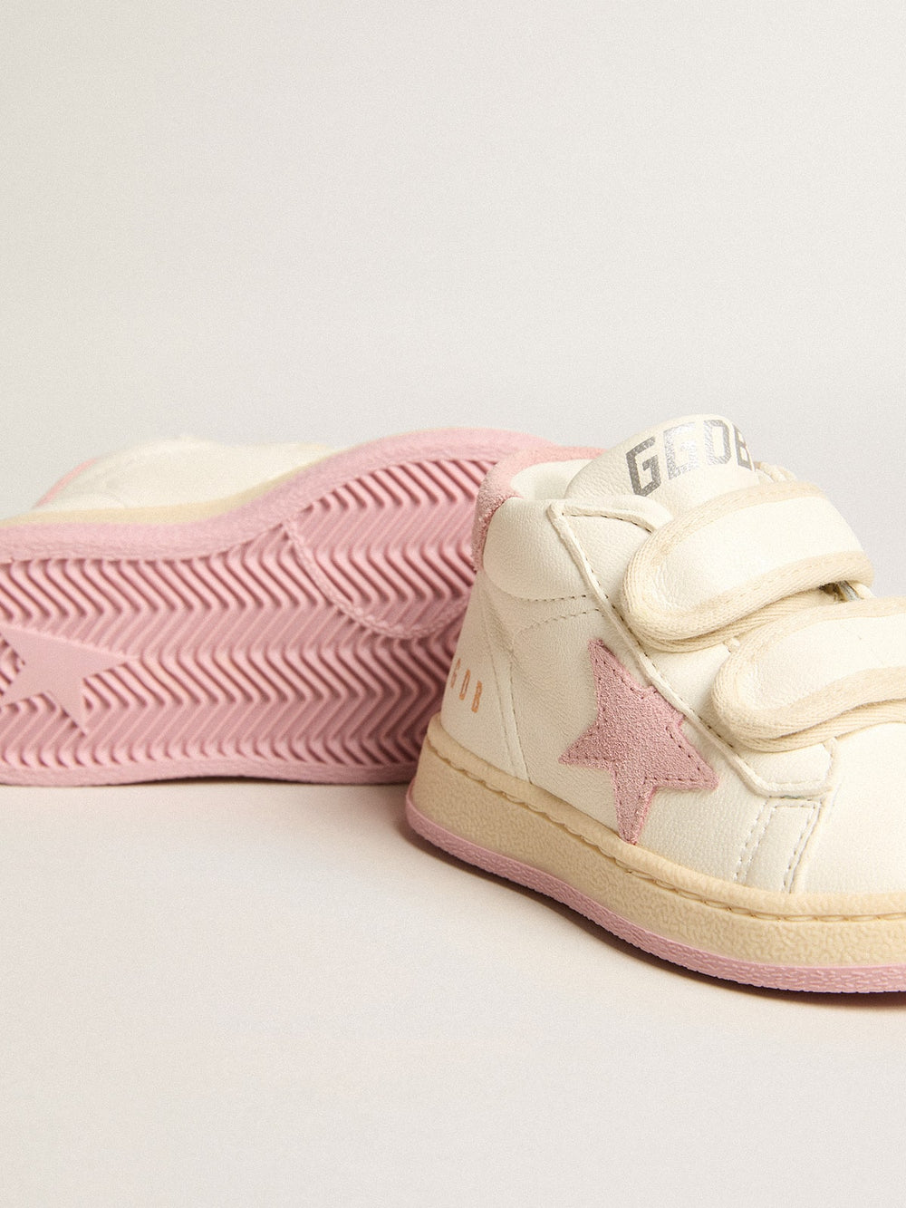 Golden Goose June Junior in nappa leather with old rose suede star and heel tab