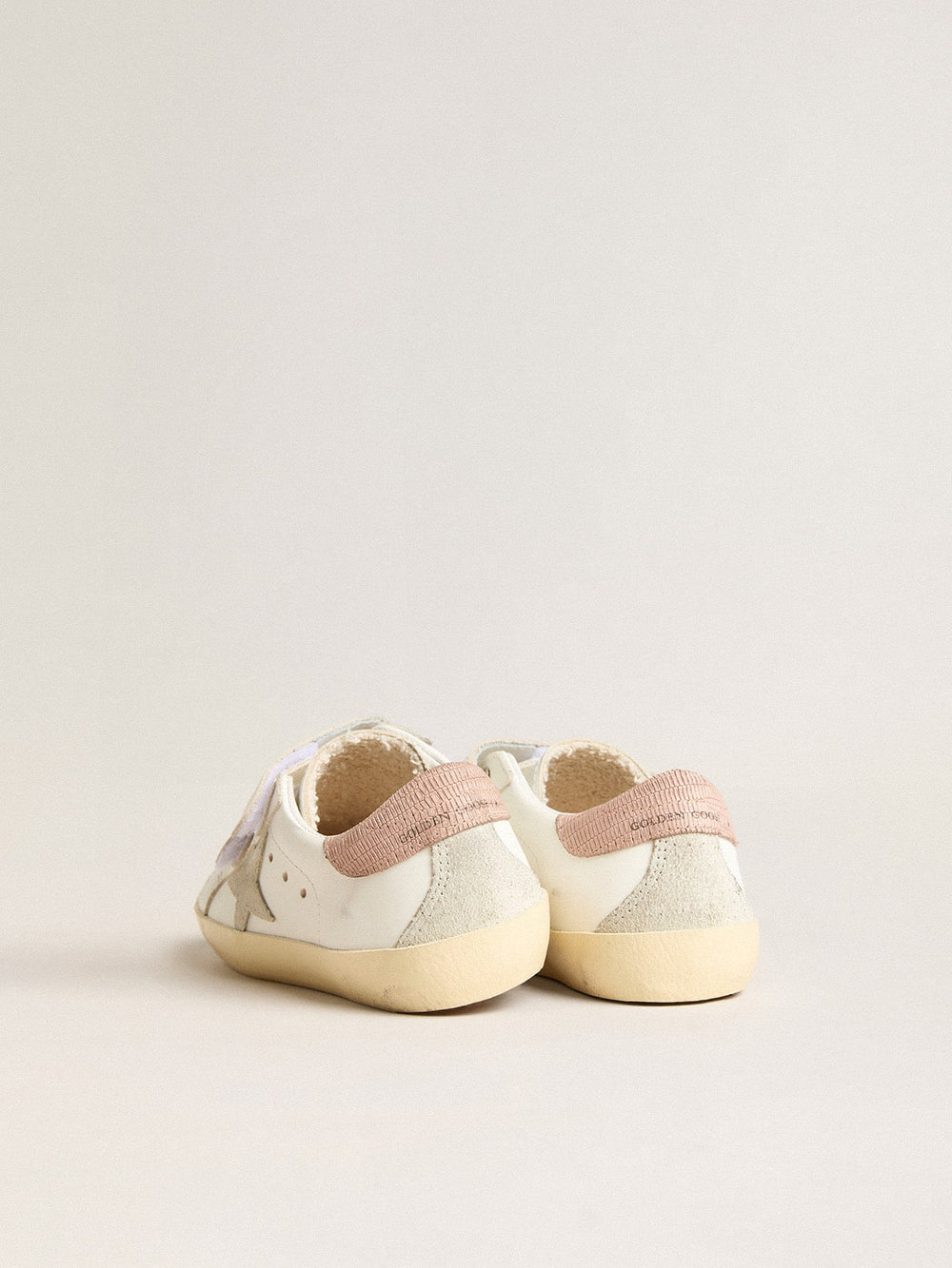 Golden Goose Young Old School in leather with gray suede star and old rose heel tab