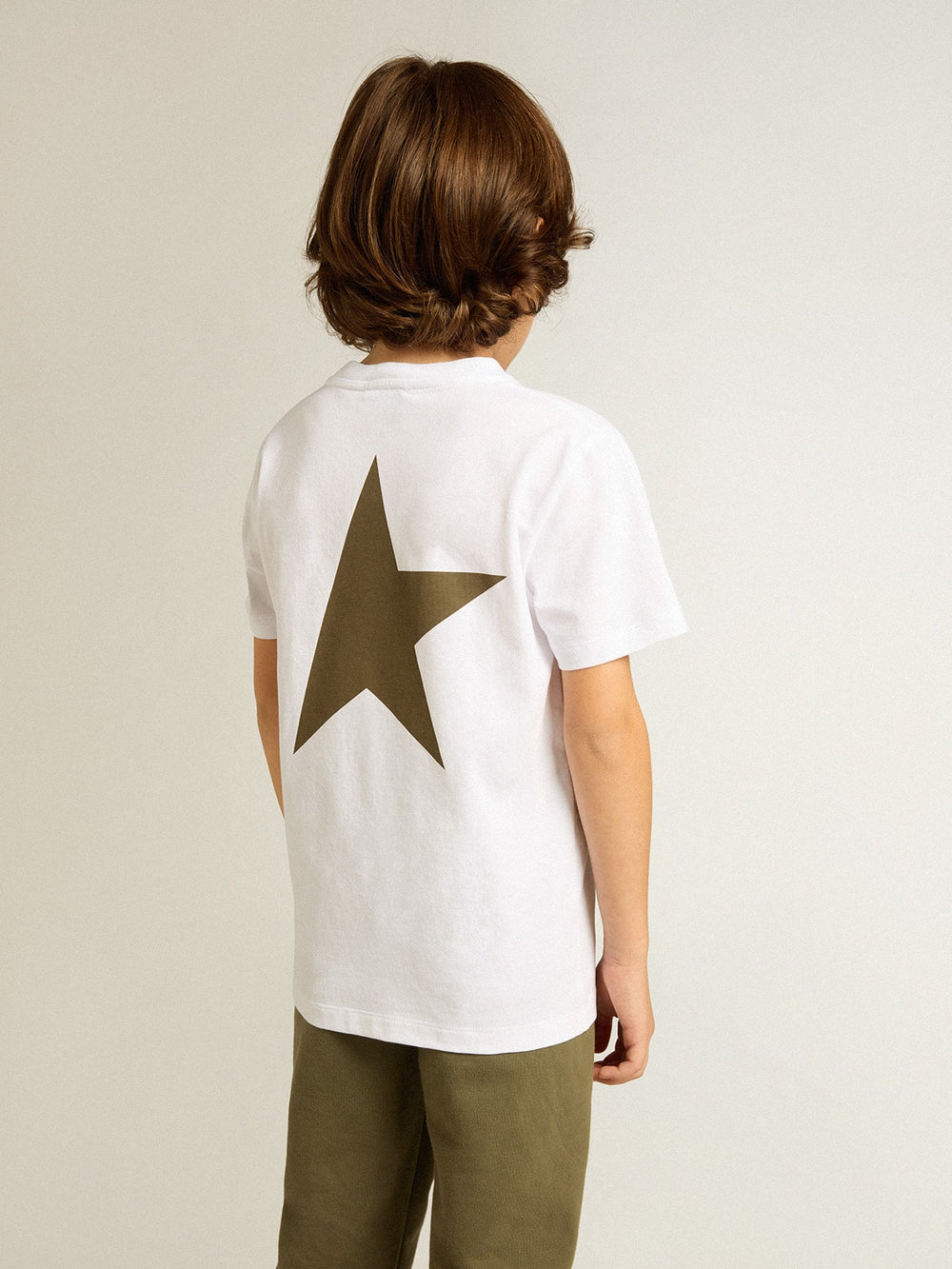 Golden Goose Boys' white T-shirt with contrasting dark green logo and star