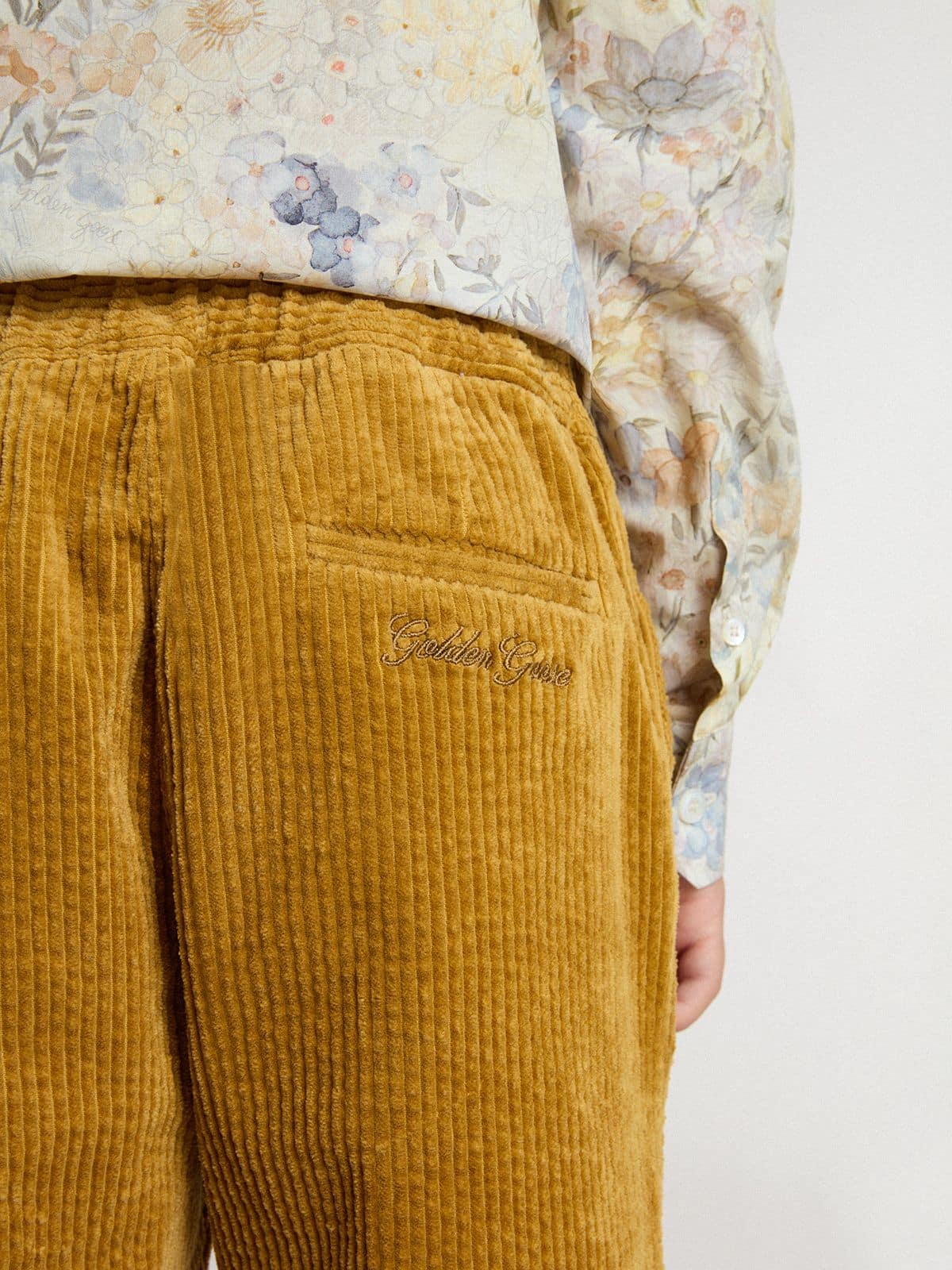Golden Goose Boys' tobacco-colored chino pants with embroidery